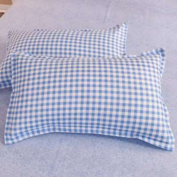 Premium Microfiber Bedding Set of Four - Picture 6 of 8